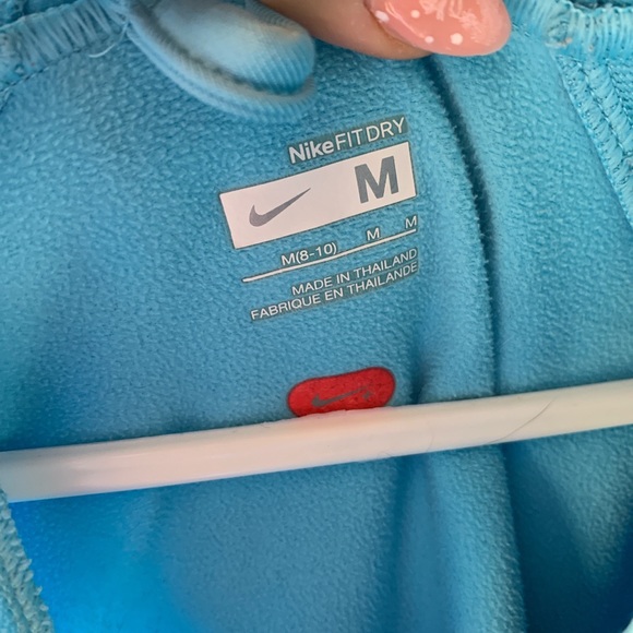 Sweater - Picture 3 of 4